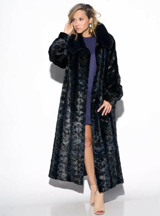 Sculptured Mink Fur Vest with Full Mink Fur Collar.