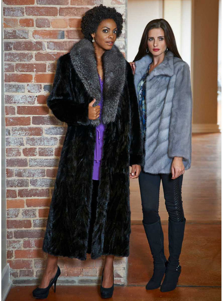 Ranch Mink Fur Coat with Indigo Fox Fur Collar