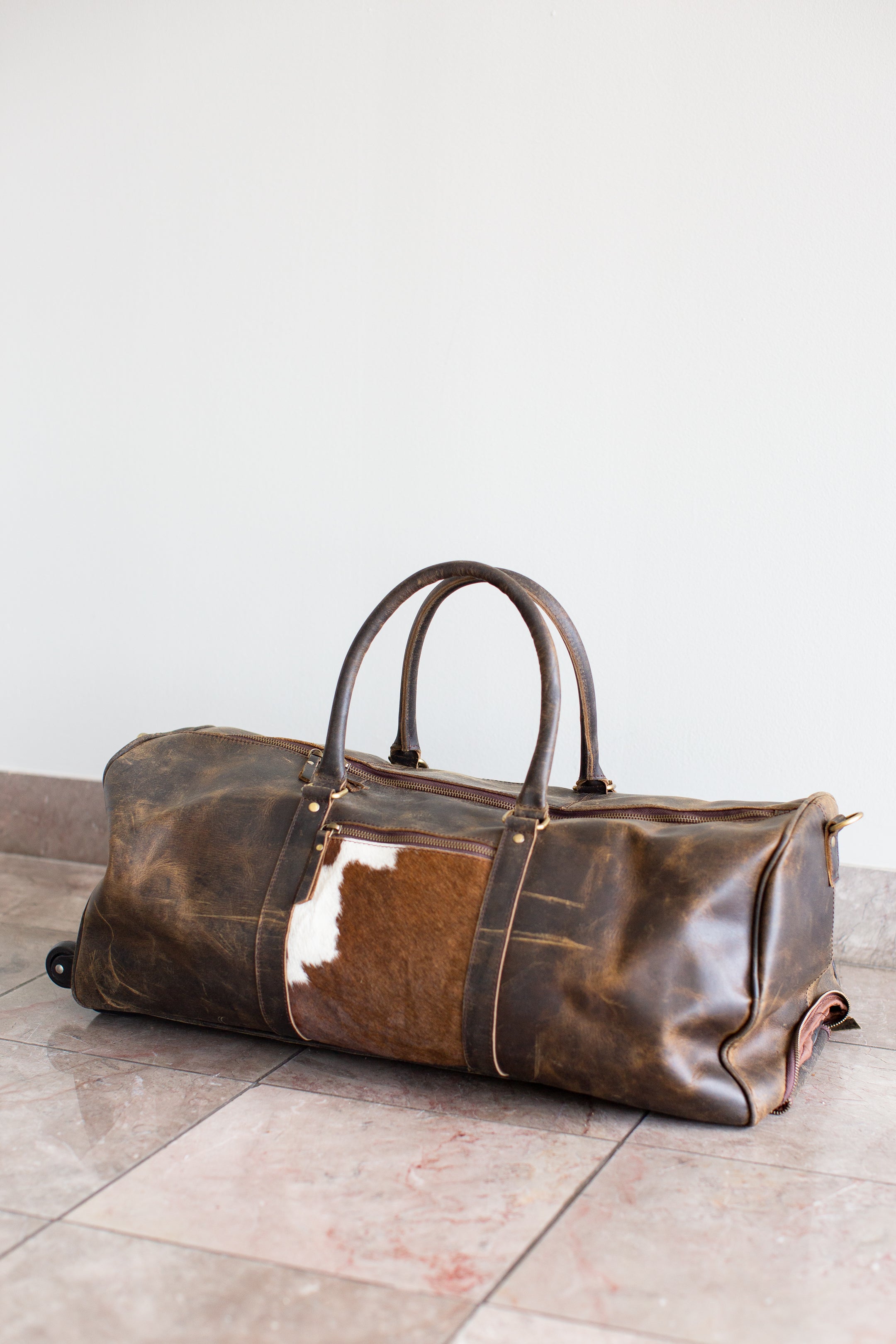 Leather carry on duffel bag with wheels new arrivals