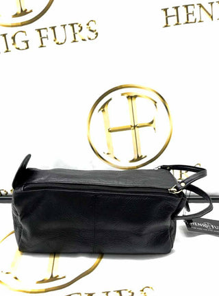 Leather Dopp Kit.