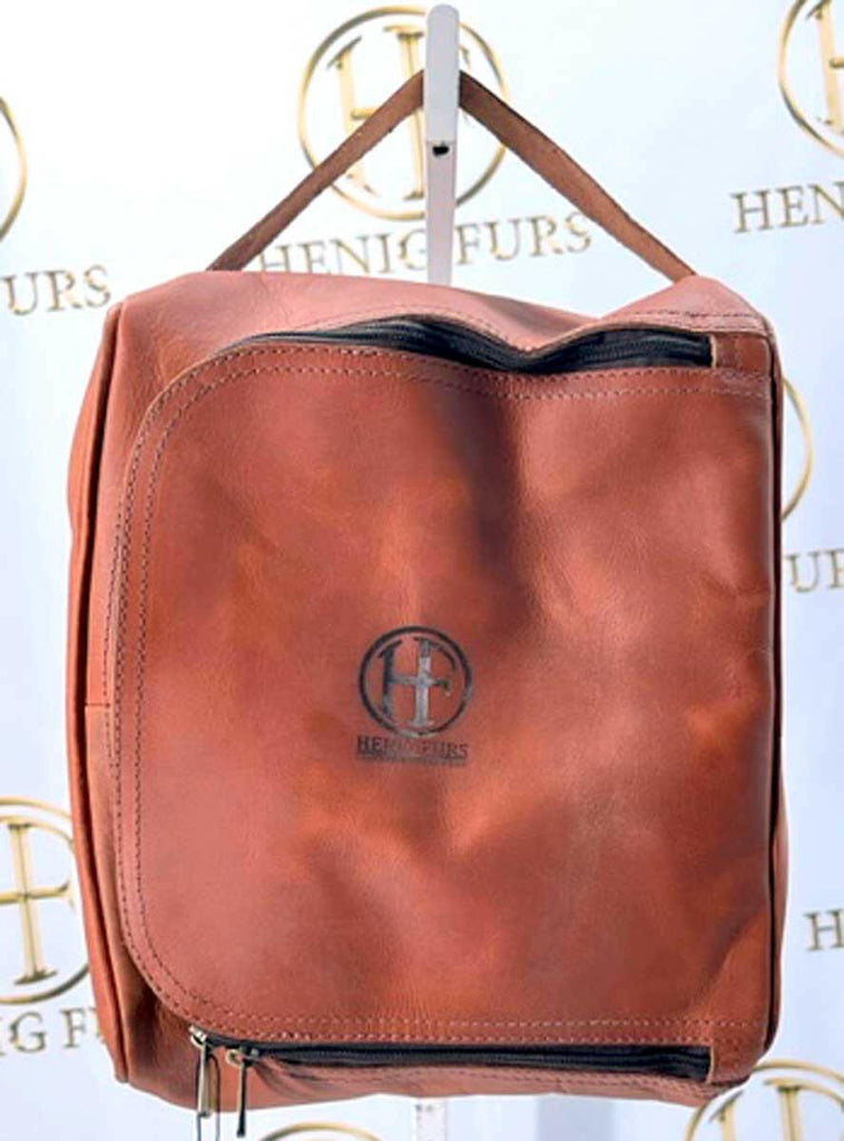 cognac leather travel bag