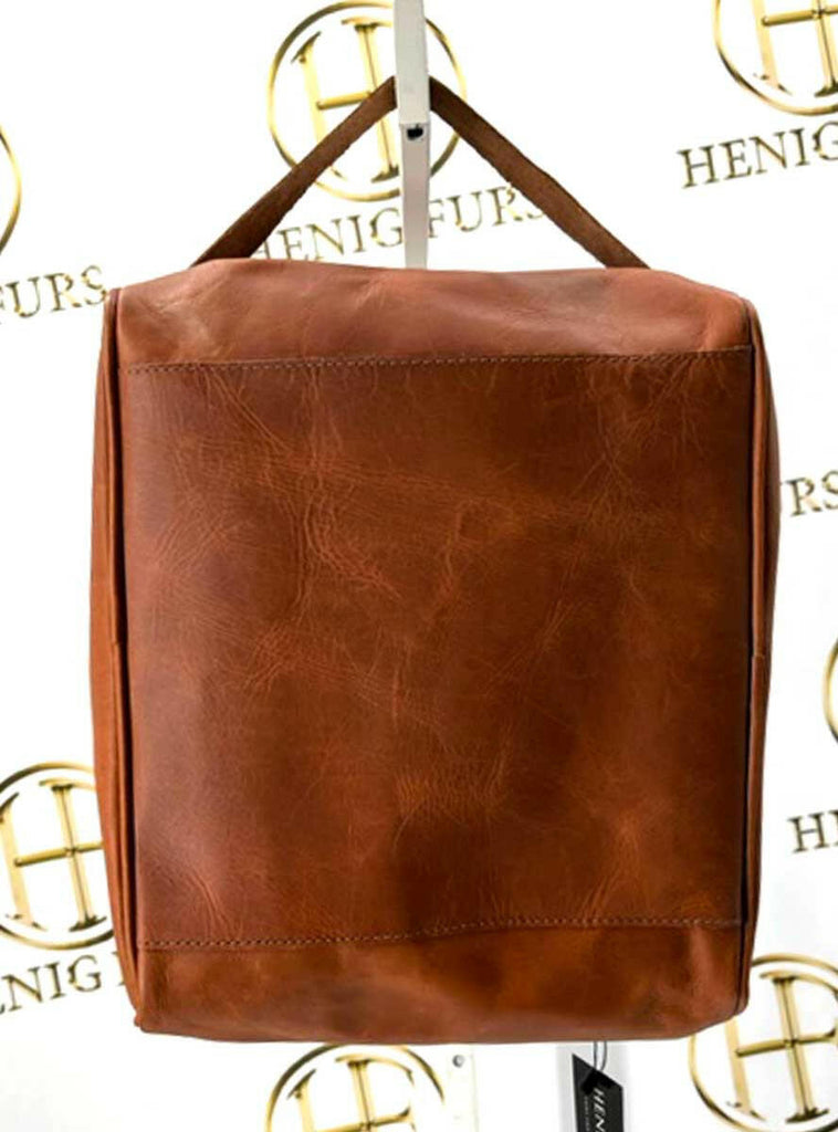 cognac leather travel bag