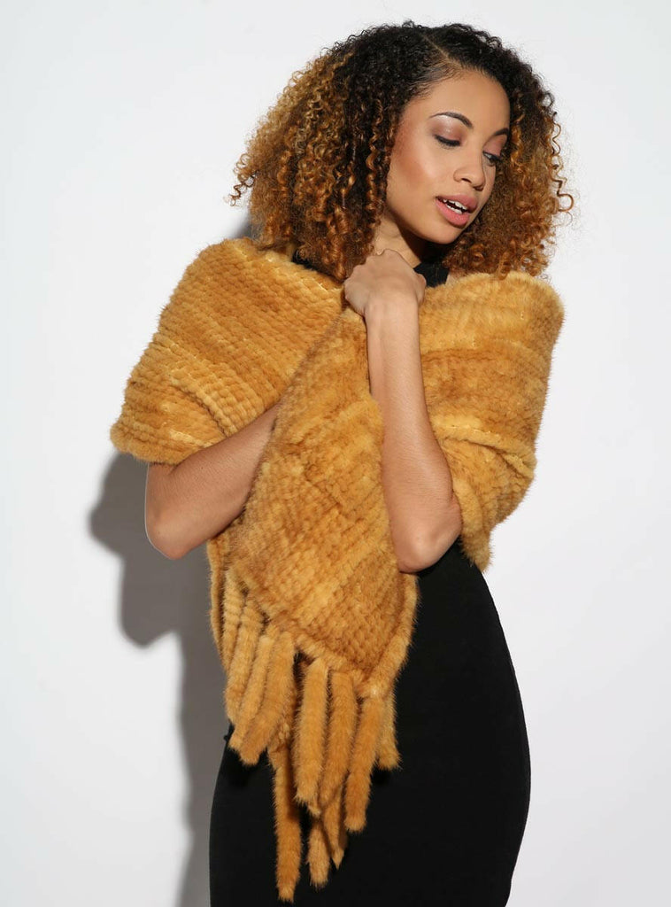 Knitted Mink Fur Shawl with Fringe and Pockets
