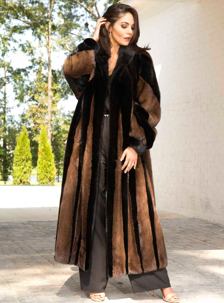 NAFA OR SAGA SELECT Two-Toned Mink Fur Coat