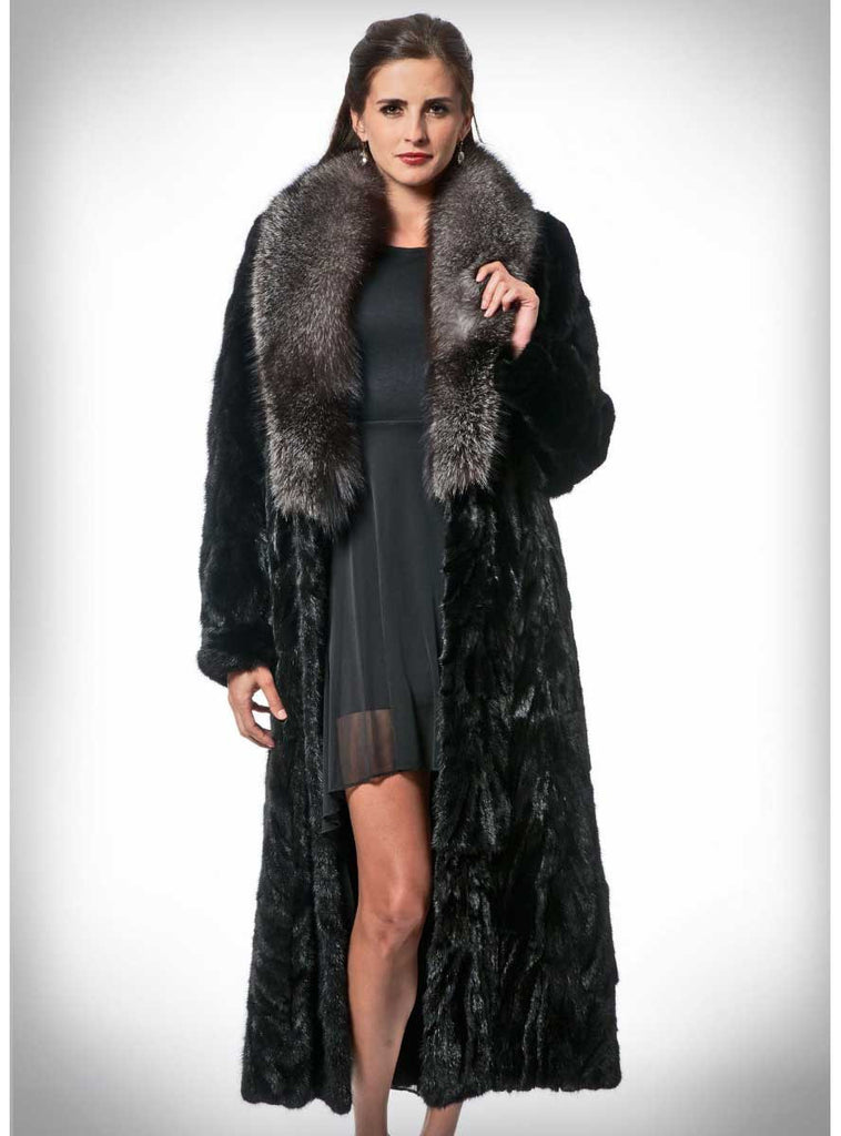 Ranch Mink Fur Coat with Indigo Fox Fur Collar